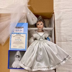 Ashton-Drake Porcelain Doll “The Snow Queen”